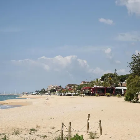 Mediterranean House Next To The Beach Caldes D'Estrach Exterior photo
